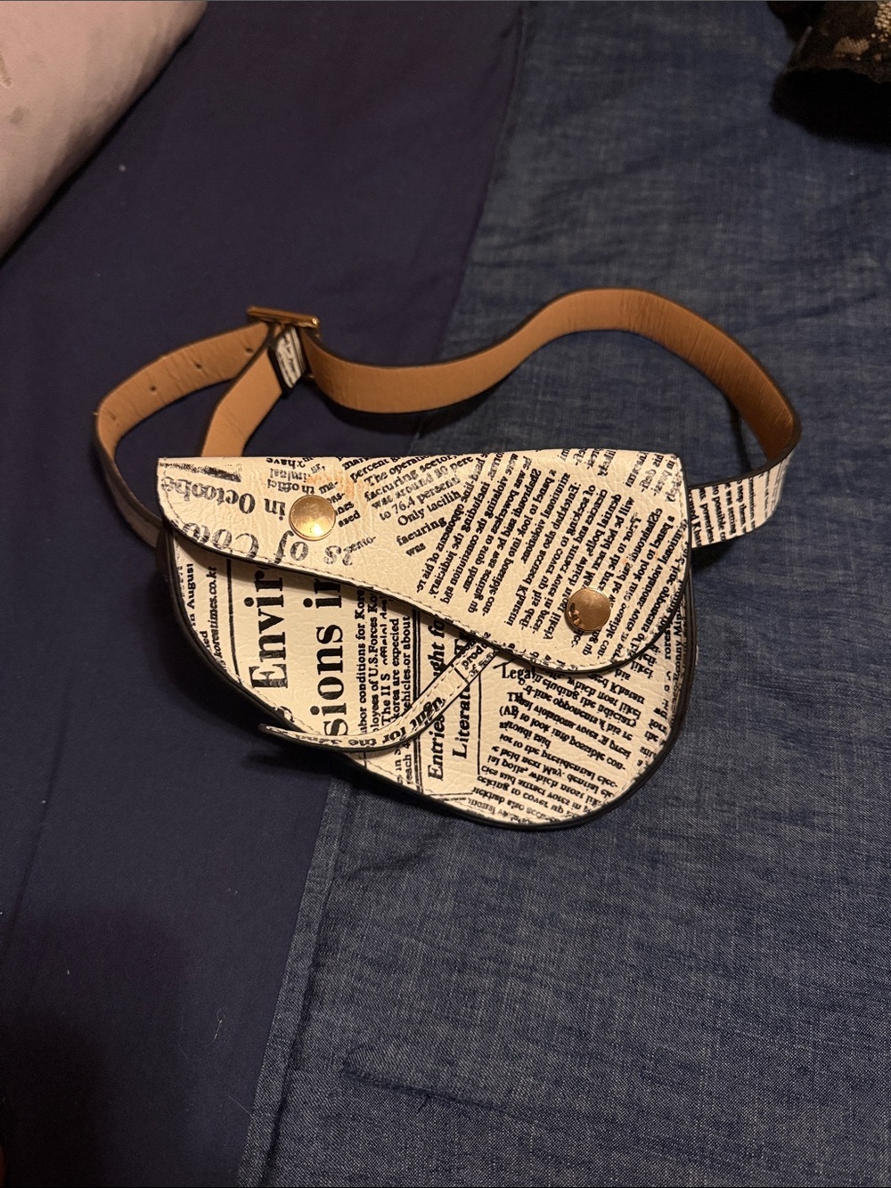 Newspaper Print Crossbody Belt Bag - Black & White